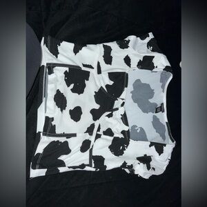 Cow print Rue 21 Crop top. Size L